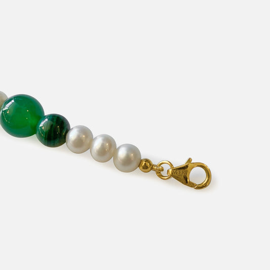 VEERT Freshwater Pearl Green Onyx Malachite Necklace - Green